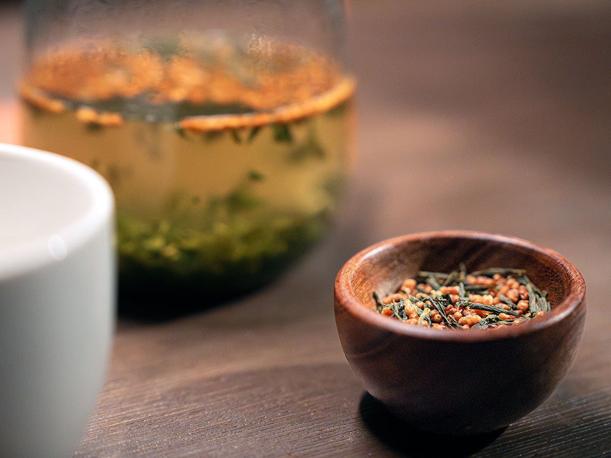 genmaicha tea steeping