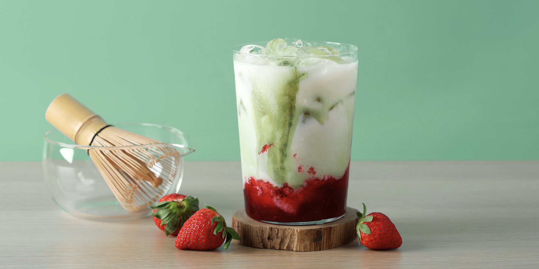 Iced Strawberry Matcha Latte Recipe